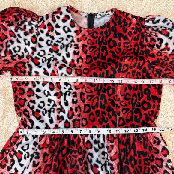 BATSHEVA RUFFLED LEOPARD PRINT VELVET DRESS RED WHITE LONG SLEEVE SZ 8 POCKETS - Picture 7 of 9